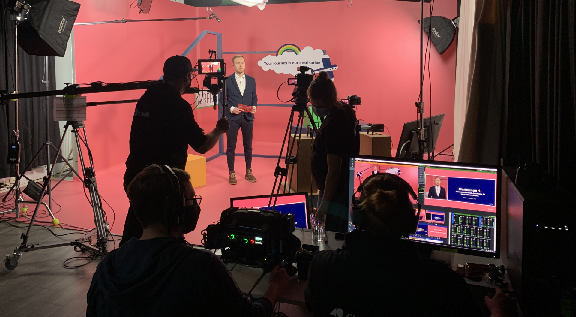 Kulisseista otettu kuva Airpron livestream kuvauksista.